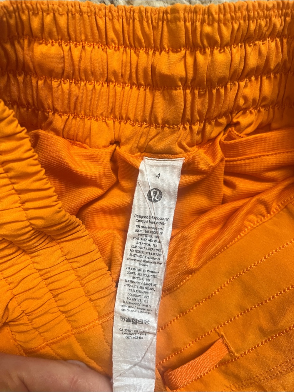 Women’s Lululemon shorts - Picture 4 of 4